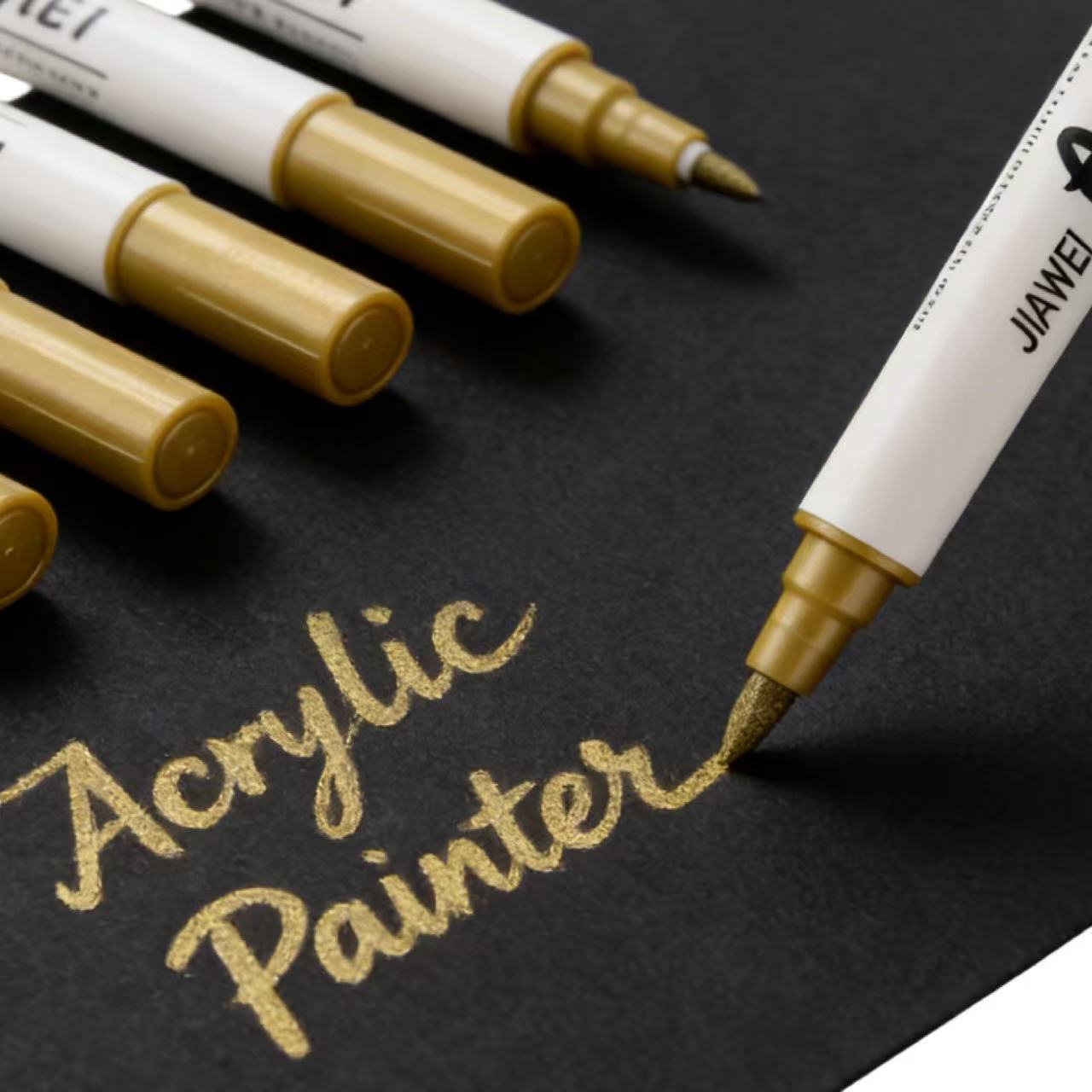 5 قطع من أقلام الطلاء الأكريلي - مراجعة Copic Marker Classic وسعره